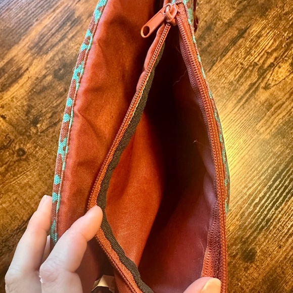 Kavu crossbopy bag - Picture 5 of 5